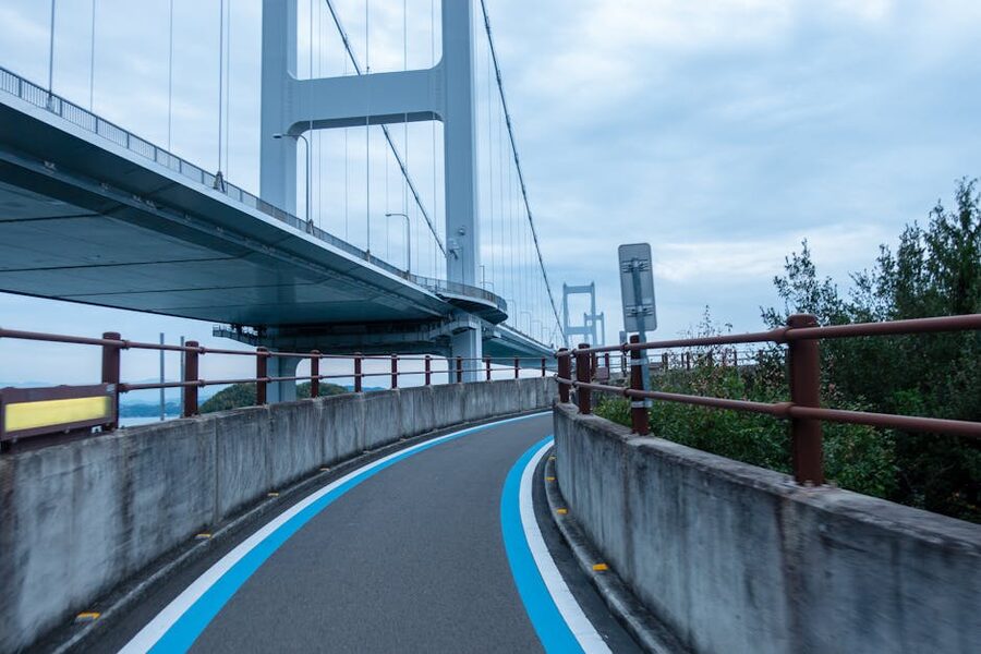 Curved bike lane following coastline in the Setouchi region