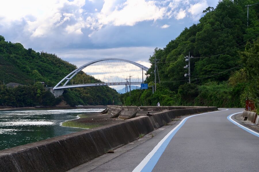 Okamura Great Bridge connecting Okamura Island and Osaki-Shimojima, marking the prefectural border between Ehime and Hiroshima