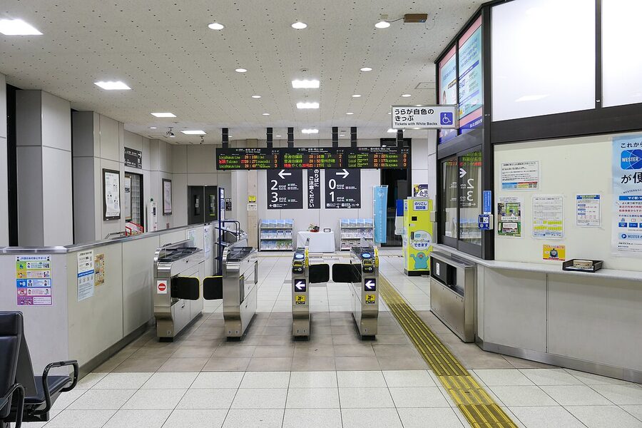The exterior of Soja Station, the western end of the Kibi-no-michi route