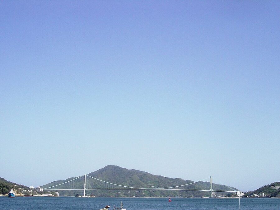 Akinada Ohashi seen from the Tobishima side