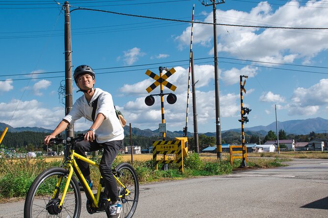 3 Hour Cycling Tour in Kakunodate - Senboku’s rural roads, rivers, and rice paddies