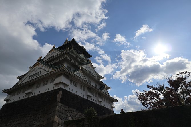 5-Hour Osaka Bike Tour to the Neighborhood of Osaka Castle - Why Osaka Castle is better by bike