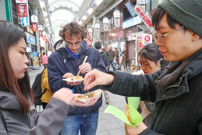 5-Hour Osaka Bike Tour to the Neighborhood of Osaka Castle - What the guides add to the ride