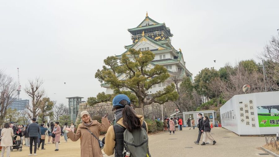 5-Hour Osaka Highlights Bike Tour with Lunch - Matcha, traditional sweets, and a quiet finish