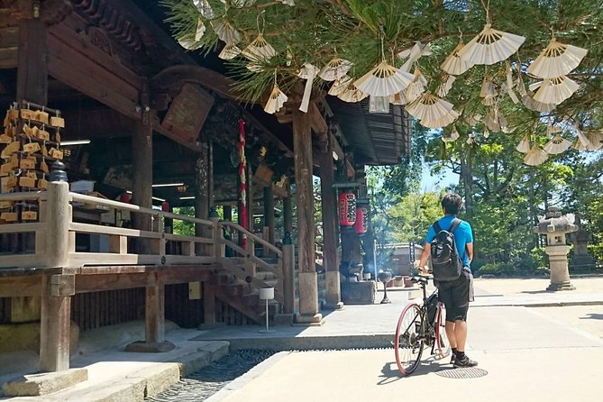 Amanohashidate Sand bar & culture e-bike tour - Motoise Konojinja and the thatched-roof shrine