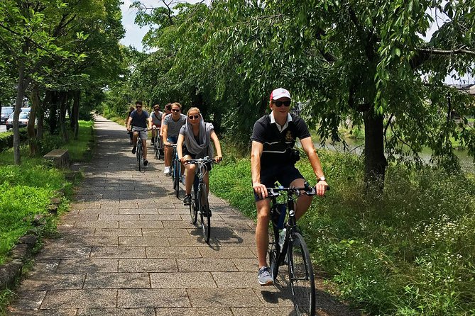 Bike Tour Exploring North Kyoto plus Lunch - Nishi Honganji, a Quiet First Temple Stop