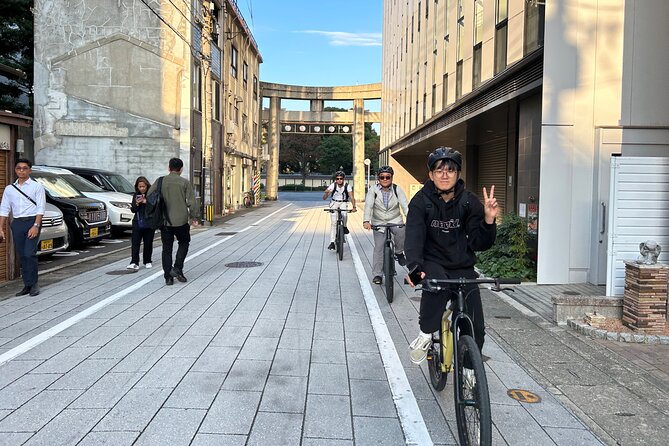 Bike Tour in Fukuoka City【Bike is Life】Fukuoka " Hakata " Ride - Guides, language, and the value of a small group