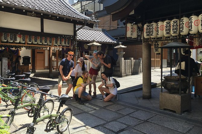 Eat, Drink & Cycle: Osaka Foodie Bike Tour - Sushi and kushikatsu close the food route