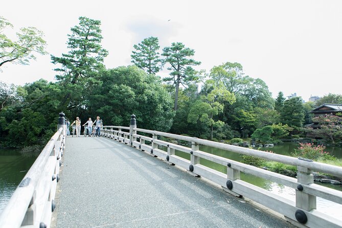 Explore Hidden Alleyway with a Local Expert (Morning tour) - Kyoto Imperial Palace by bicycle