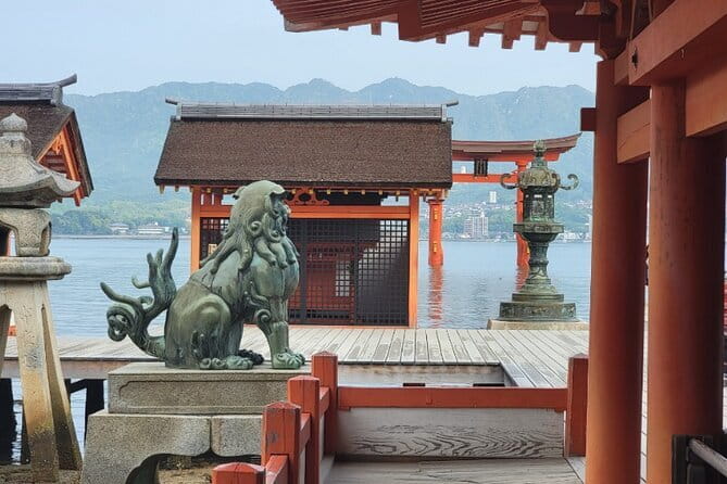 Hiroshima and Miyajima by Bike and Boat - Hiroshima Peace Memorial Park and the Cenotaph