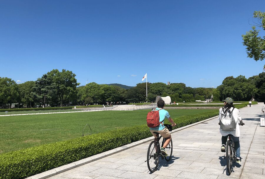 Hiroshima: Best of Hiroshima Guided Bike Tour - Guides make the difference