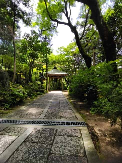 Hiroshima: Peace Park, Castle, and Mitaki Temple E-Bike Tour - What the $70 price gets you