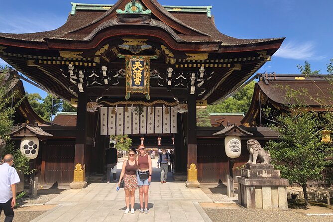 Historical Kyoto E-Bike Tour - Walking through the Arashiyama Bamboo Forest