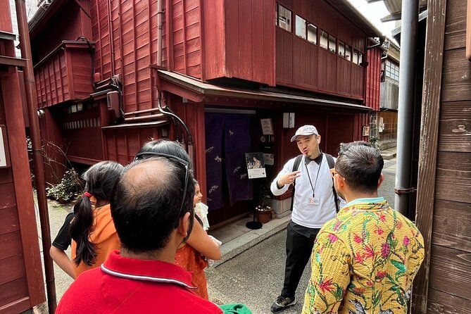 Kanazawa Ninja Temple Half Day E-bike tour - Nagamachi, where samurai residences line narrow streets