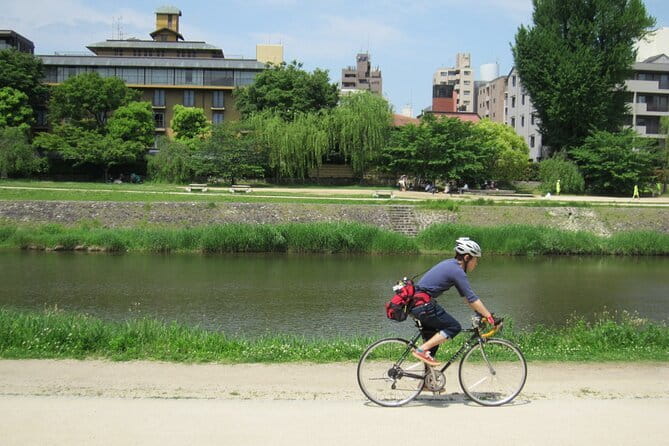 Kyoto E-Bike Tour of Hidden Gems, Backstreets and Temples - Starting in Gion Shirakawa