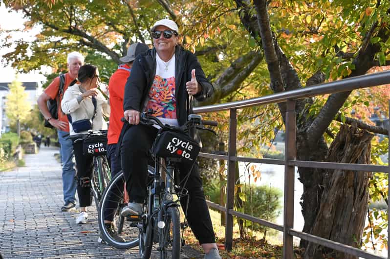 Kyoto: Full Day Bike Tour - Toji and Nishi Honganji: a strong start near the shop