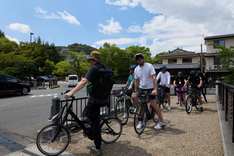Kyoto: Hidden Gems E-Bike Tour Through Backstreets & Temples - The guides make the difference