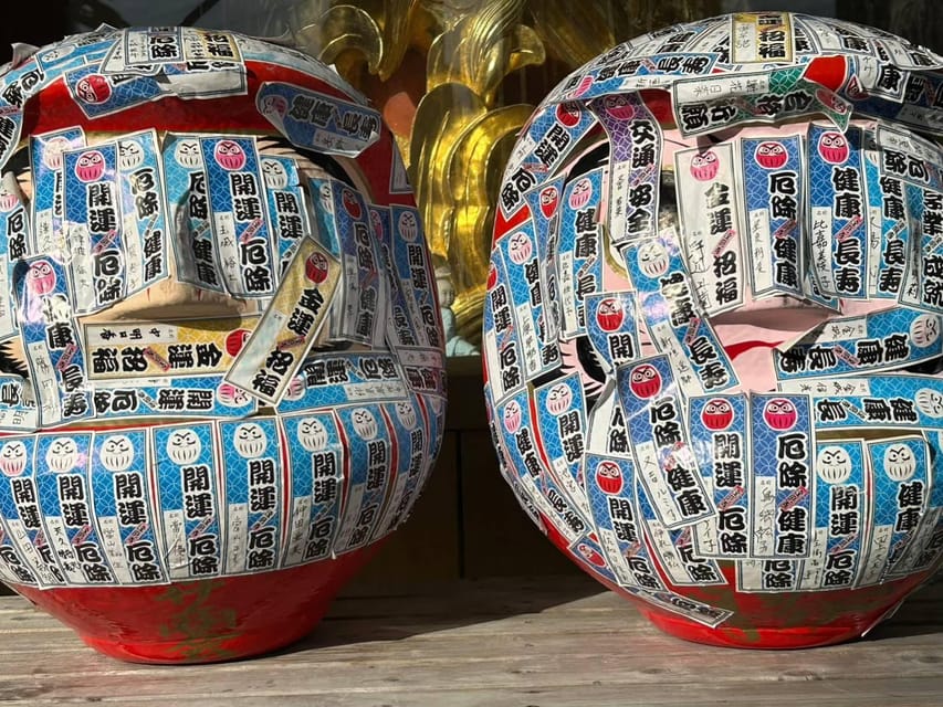 Naha: Guided E-Bike Tour of the 12 Zodiac Temples - Shureimon Gate, the tour’s signature photograph