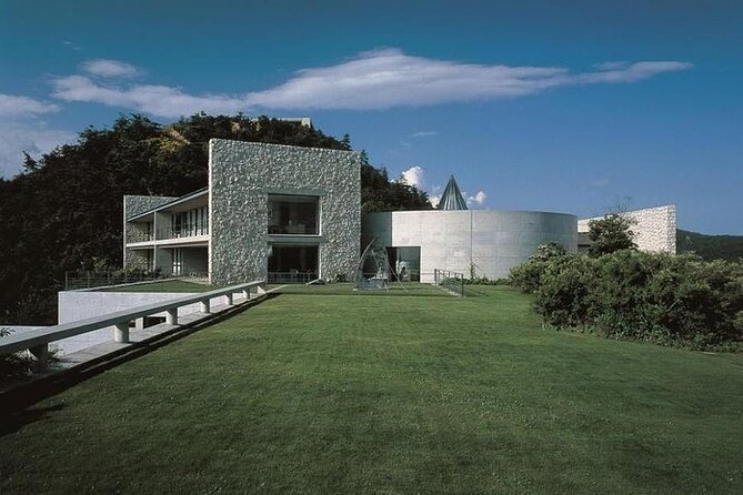 Naoshima Day Tour from Uno Station with Cycling or Public Bus - Benesse House Museum, where art and architecture share the room