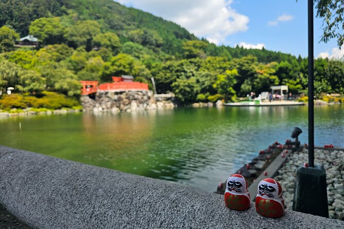 Osaka Half-day E-bike Adventure: Minoh Falls & Katsuoji Temple - Meeting the daruma dolls at Katsuoji