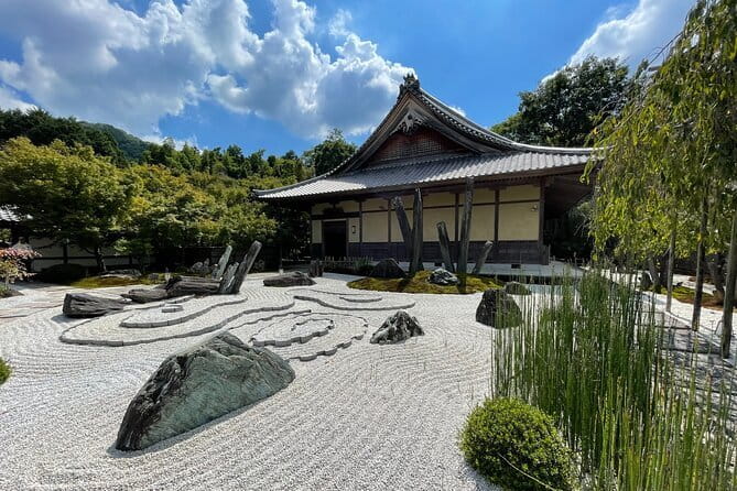 Pedal Adventure Kyoto E-Bike tour : True Kyoto Avoid the crowds - Shimogamo Shrine and Kyoto’s older traditions