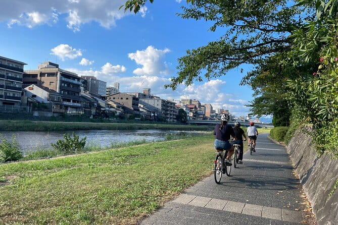 Pedal Adventure Kyoto E-Bike tour : True Kyoto Avoid the crowds - Starting beneath Heian Shrine’s red torii