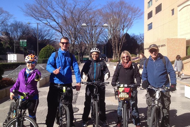 Small Group Cycling Tour in Tokyo - The Imperial Palace and the ride back