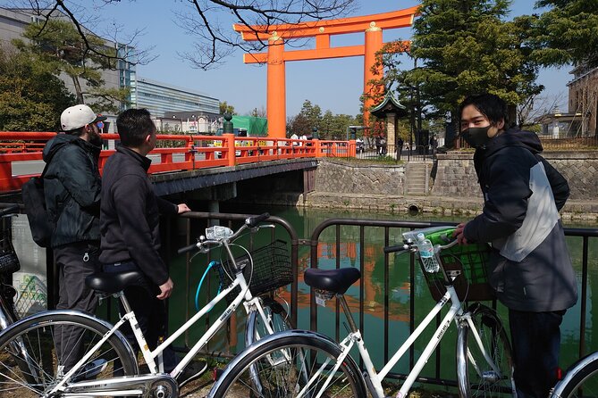Start from Kyoto Station: Early Morning E-Bike Tour with Kyotoite - Returning along the Kamogawa River