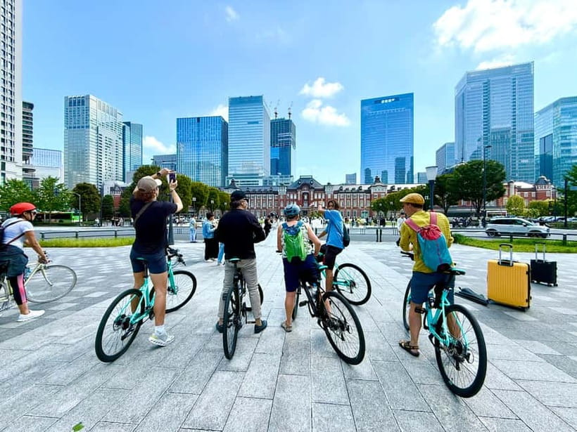 Tokyo: 3-Hour Bike or E-Bike City Highlights Tour - Starting at Commodore Perry near Daimon