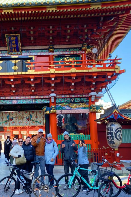 Tokyo: 3-Hour Bike or E-Bike Tour of City's Hidden Gems - Why a bike is a smart way to see central Tokyo