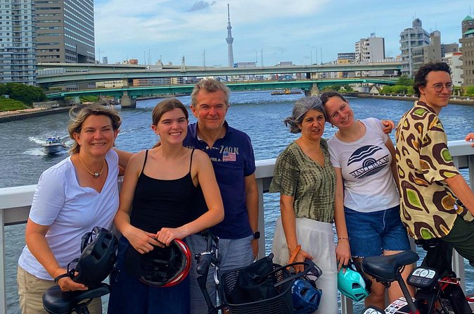 Tokyo 3 Hour E Bike Tour of the City Bayside Areas - Kiyosumi Gardens offers the best walking break