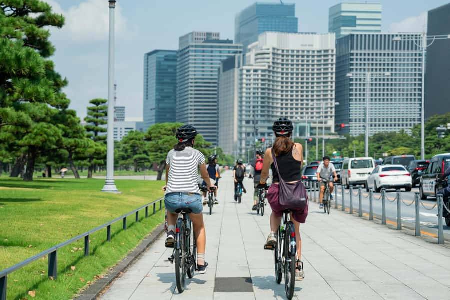 Tokyo: 3-hour Guided E-Bike Tour of the City's Hidden Gems - Tokyo Tower Route: temples, hills, and modern Tokyo