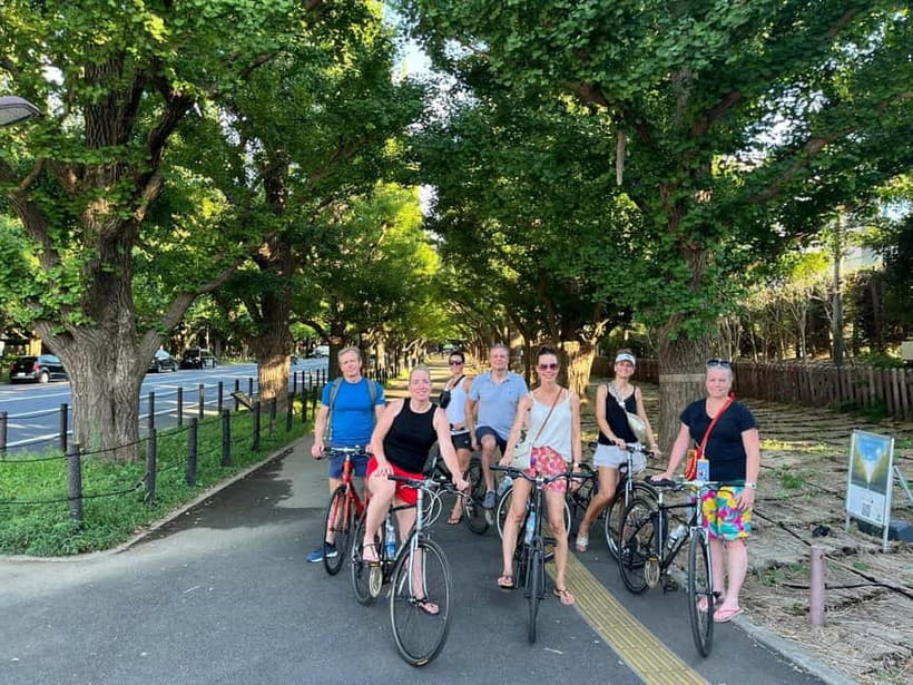 Tokyo Bike Tour: Shibuya, Harajuku & Hidden Gems - Who should book this ride