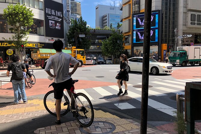 Tokyo Bike Tour: Shibuya & Hidden Tokyo - Cat Street and Harajuku: fashion districts from a different angle