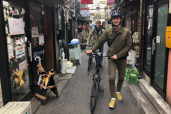 Tokyo Bike Tour: Shibuya & Hidden Tokyo - Aoyama Cemetery: open space and a change of pace