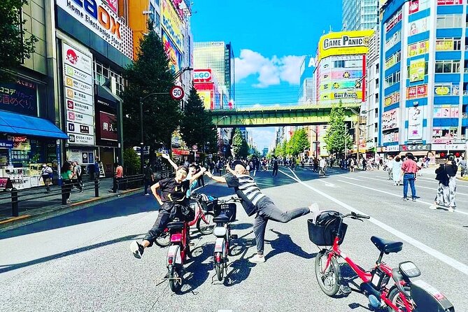 Tokyo Deep Inside Cycle Tour～3 Hours E Bike Tour around Tokyo - Kanda Shrine, the cultural heart of the ride