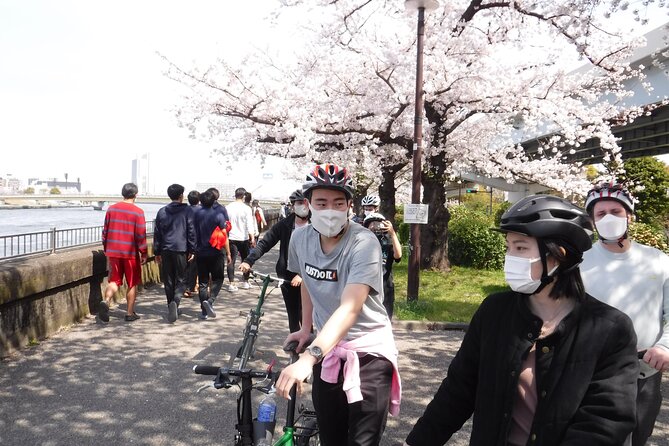 Tokyo downtown bicycle tour Tokyo Backstreets Bike Tour - Waterways, Skytree, and Kyojima