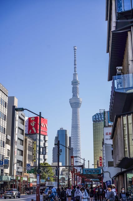Tokyo: Hidden Gems Guided Bike Tour with Lunch - What the $96 price really covers