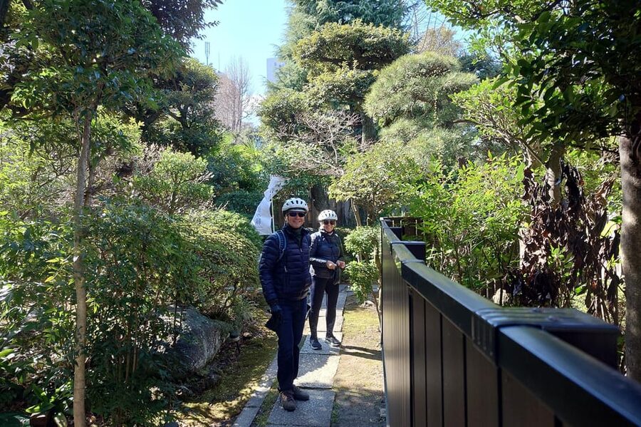 Tokyo: Super Local Private E-bike Cycling Tour from Asakusa - Kitasenju, a local district worth reaching by bike