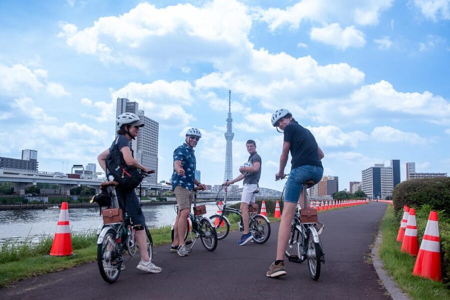 Tokyo: Super Local Private E-bike Cycling Tour from Asakusa - What the three-hour schedule feels like
